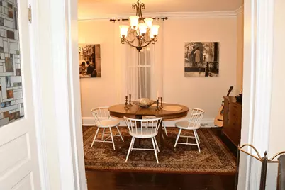 2736 N Oakland Ave, Milwaukee, WI 53211 - Photo 9