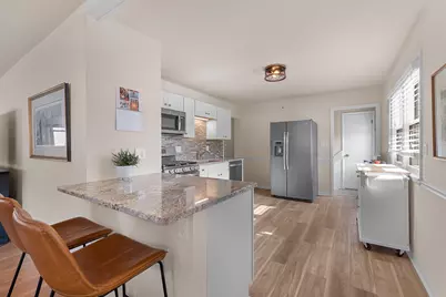 102 S Highland Ave, Thiensville, WI 53092 - Photo 5