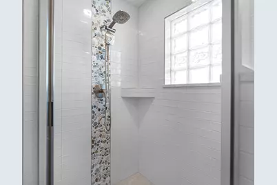 102 S Highland Ave, Thiensville, WI 53092 - Photo 7