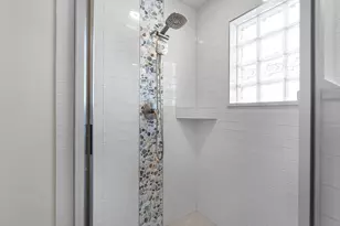 102 S Highland Ave, Thiensville, WI 53092 - Photo 7