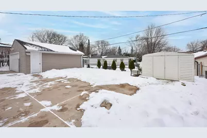 N84W18110  Menomonee Ave, Menomonee Falls, WI 53051 - Photo 31