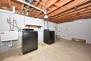 N84W18110 Menomonee Ave, Menomonee Falls, WI 53051 - Photo 29