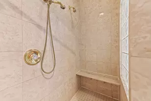 637 E Carlisle Ave, Whitefish Bay, WI 53217 - Photo 47