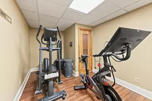 637 E Carlisle Ave, Whitefish Bay, WI 53217 - Photo 65