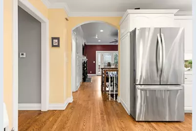 637 E Carlisle Ave, Whitefish Bay, WI 53217 - Photo 17