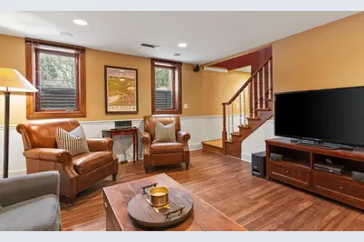 637 E Carlisle Ave, Whitefish Bay, WI 53217 - Photo 59