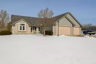 130 Chestnut Way, North Prairie, WI 53153 - Photo 49