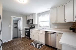 224 Madison St, Burlington, WI 53105 - Photo 3