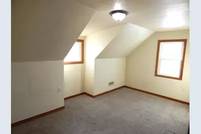 4040  Spring Ct, Sheboygan, WI 53083 - Photo 13