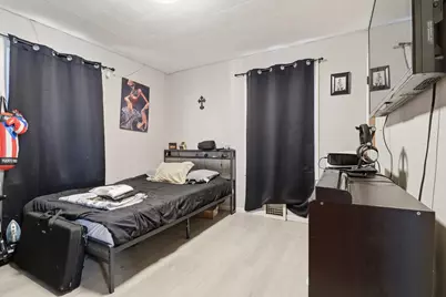 3613 S Taylor Ave, Milwaukee, WI 53207 - Photo 9