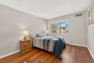 8305 N 107th St, Milwaukee, WI 53224 - Photo 15