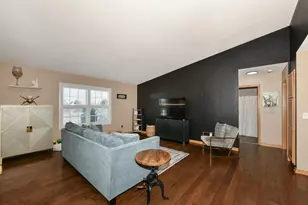 7836 Whitetail Dr, Racine, WI 53406 - Photo 5