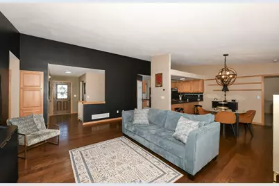 7836  Whitetail Dr, Racine, WI 53406 - Photo 7