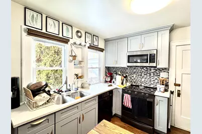 3561 N Murray Ave #3563, Shorewood, WI 53211 - Photo 7