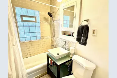 3561 N Murray Ave #3563, Shorewood, WI 53211 - Photo 23