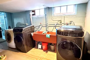 3561 N Murray Ave, Shorewood, WI 53211 - Photo 33