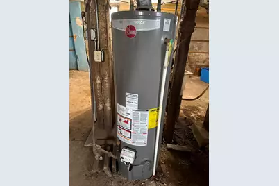 2448 N 28th St, Milwaukee, WI 53210 - Photo 5