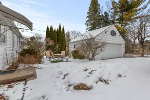 8338 N Whitney Rd, Fox Point, WI 53217 - Photo 35