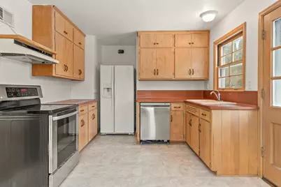 8338 N Whitney Rd, Fox Point, WI 53217 - Photo 5