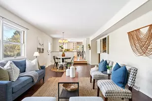 2430 W Applewood Ln, Glendale, WI 53209 - Photo 21