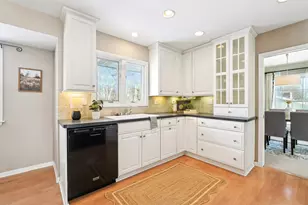 2430 W Applewood Ln, Glendale, WI 53209 - Photo 15