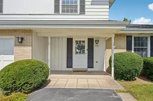 2430 W Applewood Ln, Glendale, WI 53209 - Photo 49