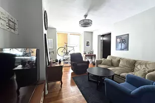 1672 N Astor St, Milwaukee, WI 53202 - Photo 19