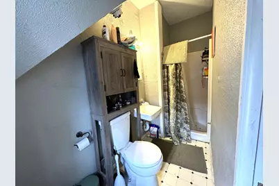 1672 N Astor St #1674, Milwaukee, WI 53202 - Photo 29