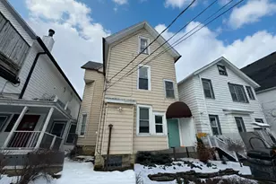 1672 N Astor St, Milwaukee, WI 53202 - Photo 31