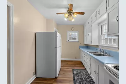 2812  School St, Two Rivers, WI 54241 - Photo 13