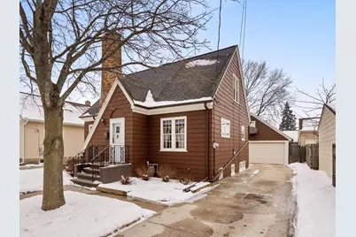 2812  School St, Two Rivers, WI 54241 - Photo 3