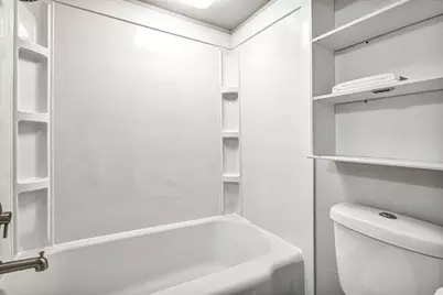 1818 N 9th St #1820, Sheboygan, WI 53081 - Photo 9