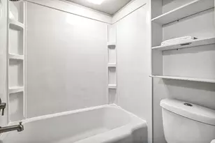 1818 N 9th St, Sheboygan, WI 53081 - Photo 9