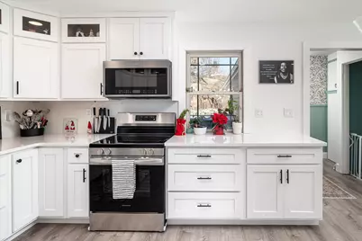 114  Vernon St, Westby, WI 54667 - Photo 9