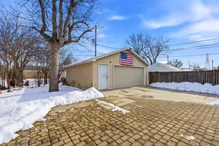 4436 S 64th St, Greenfield, WI 53220 - Photo 25