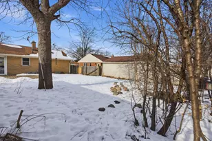 4436 S 64th St, Greenfield, WI 53220 - Photo 23