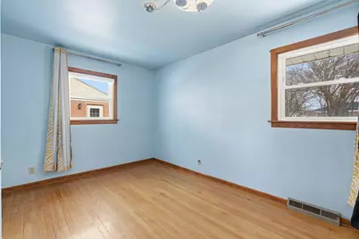 4436 S 64th St, Greenfield, WI 53220 - Photo 15