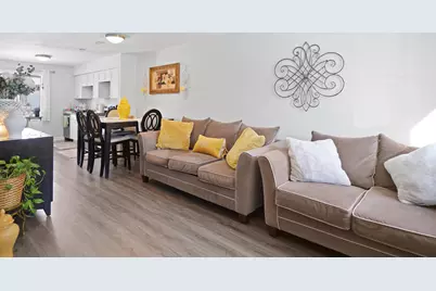 1429  Oakes Rd #7, Racine, WI 53406 - Photo 3