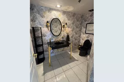 333  Lake Ave #806, Racine, WI 53403 - Photo 25