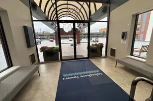 333 Lake Ave, Racine, WI 53403 - Photo 5