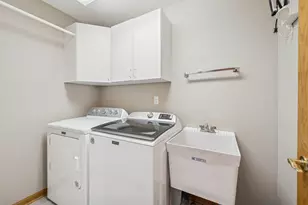 1025 Timothy Dr, Lake Geneva, WI 53147 - Photo 15