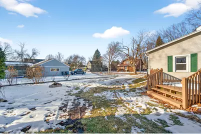 480  Freeman St, Genoa City, WI 53128 - Photo 7