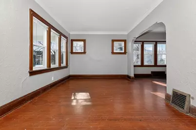 5331 N 37th St, Milwaukee, WI 53209 - Photo 7