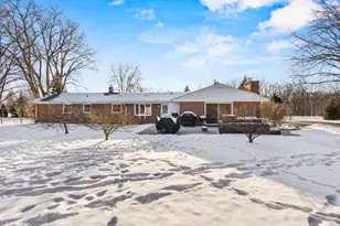 7864 N Green Bay Rd, River Hills, WI 53217 - Photo 39