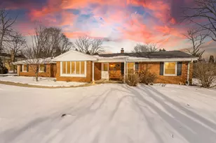 7864 N Green Bay Rd, River Hills, WI 53217 - Photo 3