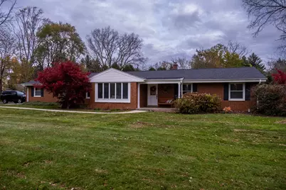 7864 N Green Bay Rd, River Hills, WI 53217 - Photo 51