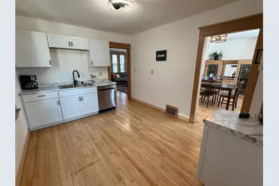 2129 S 31st St, Milwaukee, WI 53215 - Photo 25