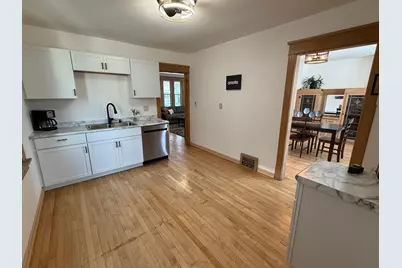 2129 S 31st St, Milwaukee, WI 53215 - Photo 21