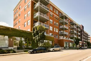 601 E Erie St, Milwaukee, WI 53202 - Photo 3