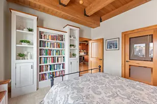 601 E Erie St, Milwaukee, WI 53202 - Photo 27